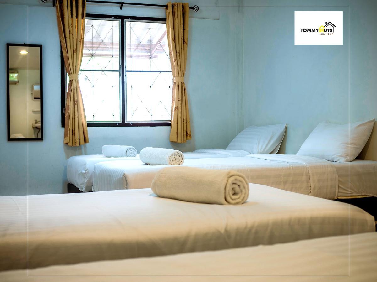 Hotel Tommy Huts Chiang Mai Zewnętrze zdjęcie