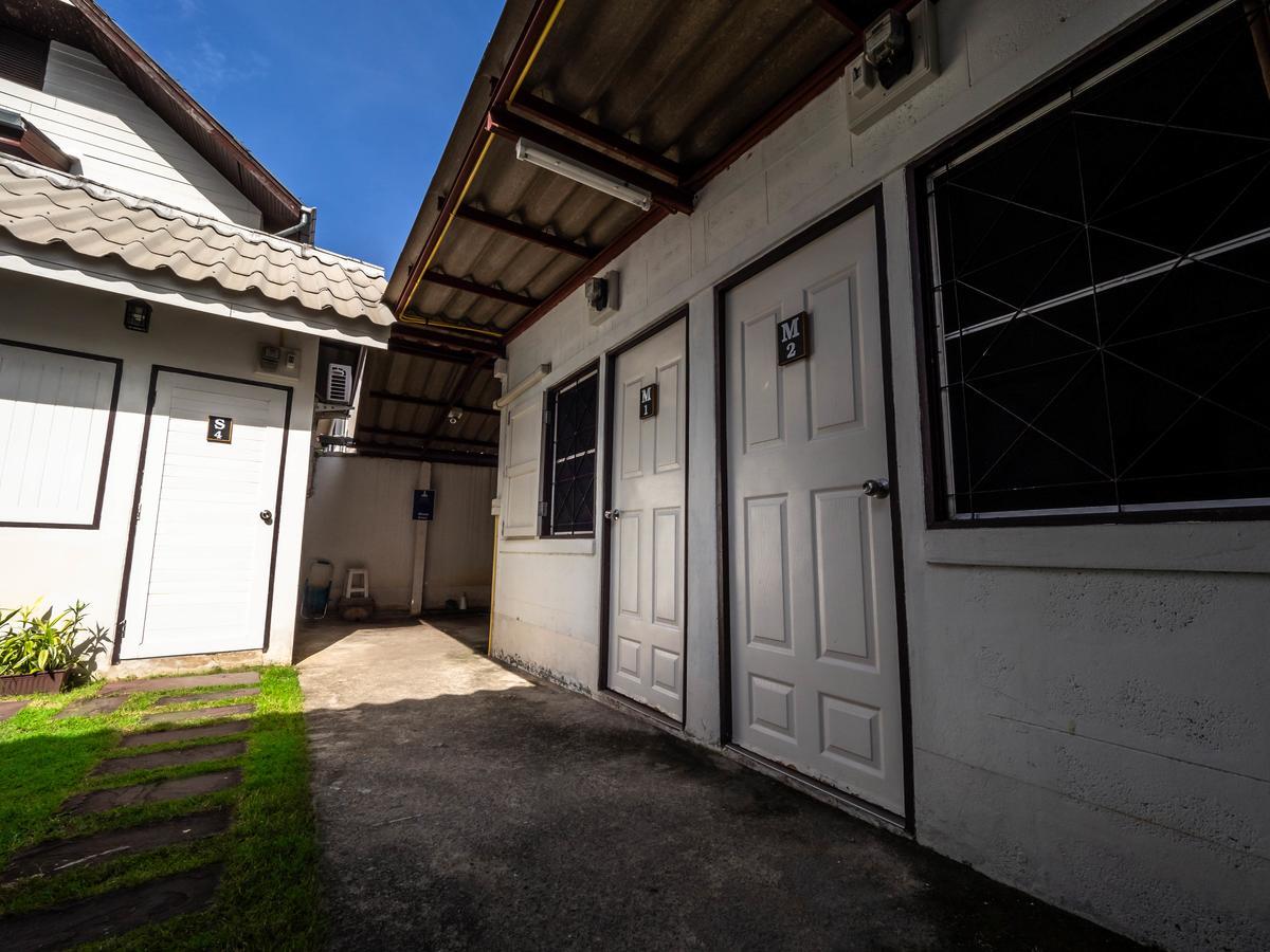 Hotel Tommy Huts Chiang Mai Zewnętrze zdjęcie