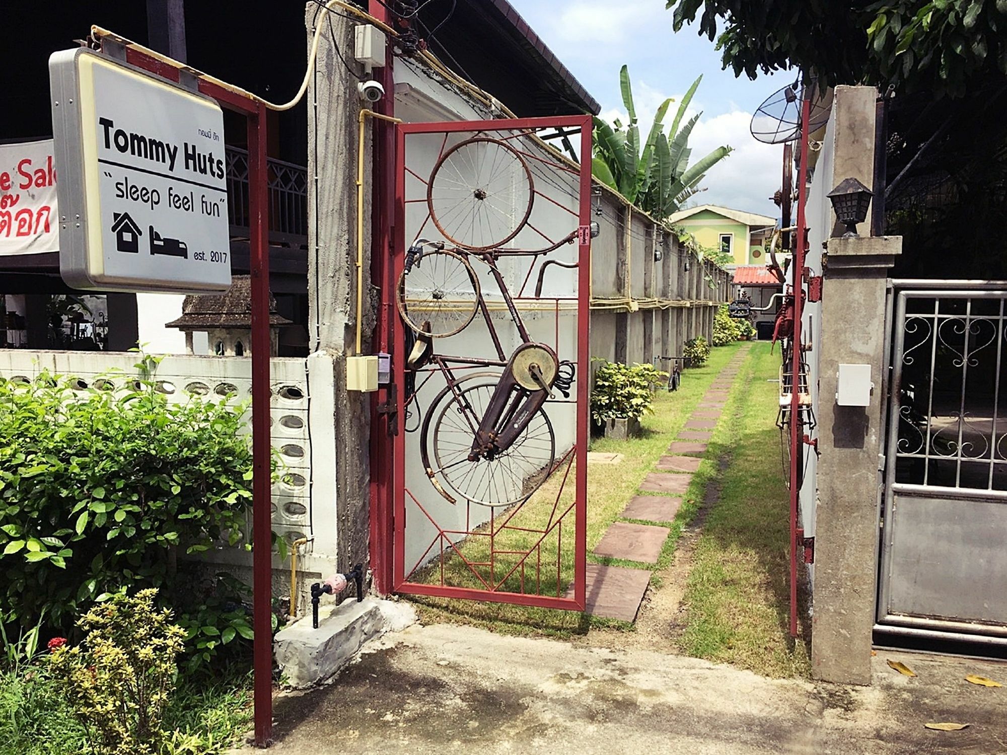 Hotel Tommy Huts Chiang Mai Zewnętrze zdjęcie