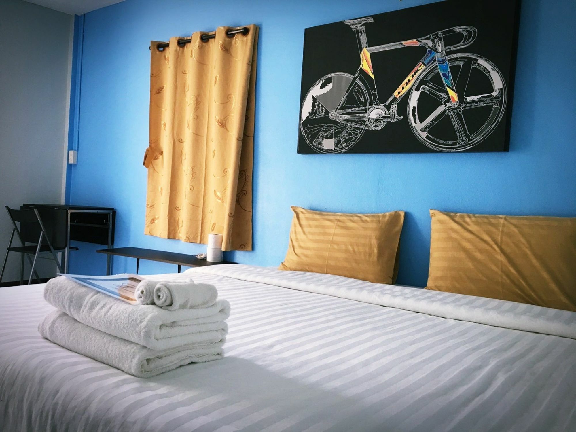 Hotel Tommy Huts Chiang Mai Zewnętrze zdjęcie